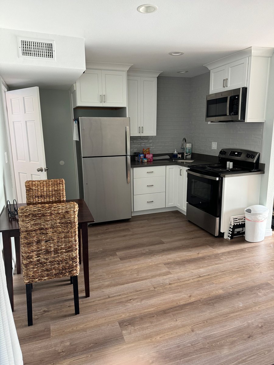 Furnished Finder property 547385_1 photo 3