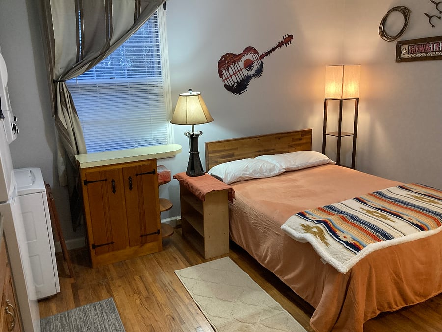 Furnished Finder property 547393_1 photo 9
