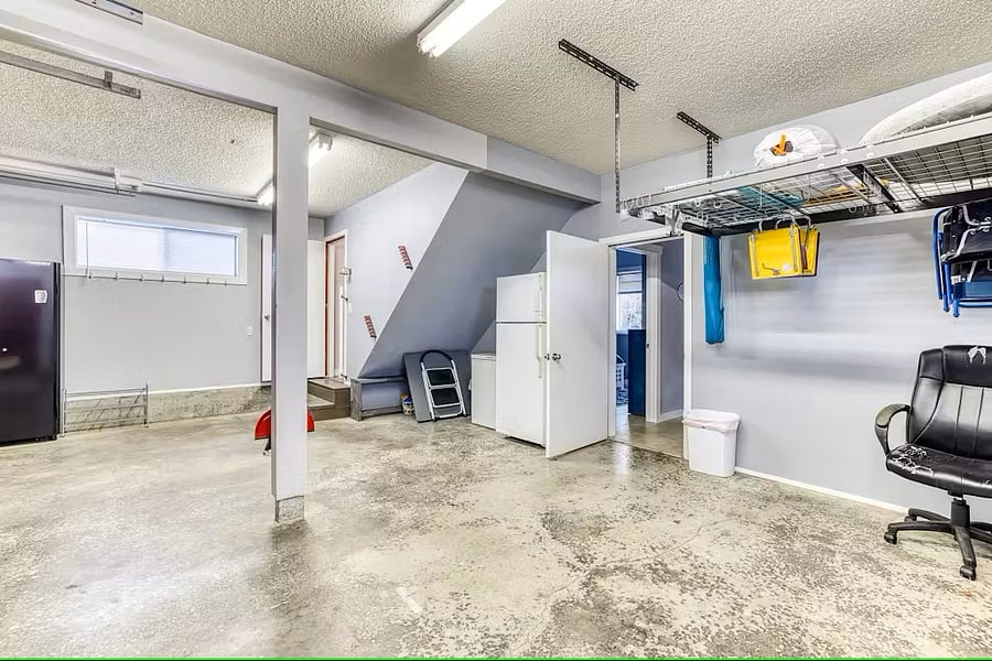 Basement/Garage