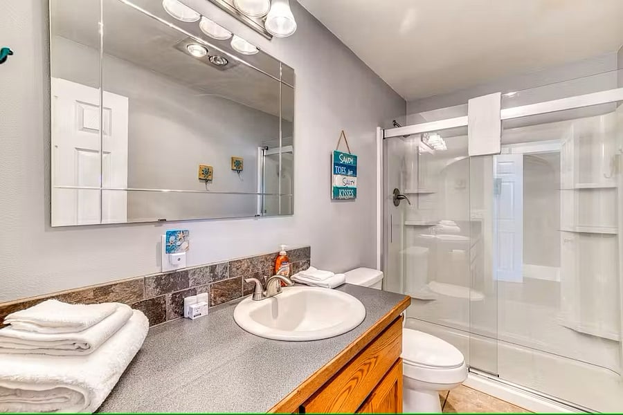 Upstairs Bath