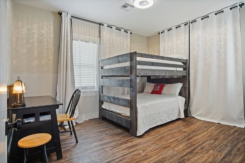 Furnished Finder property 547481_1 photo 6