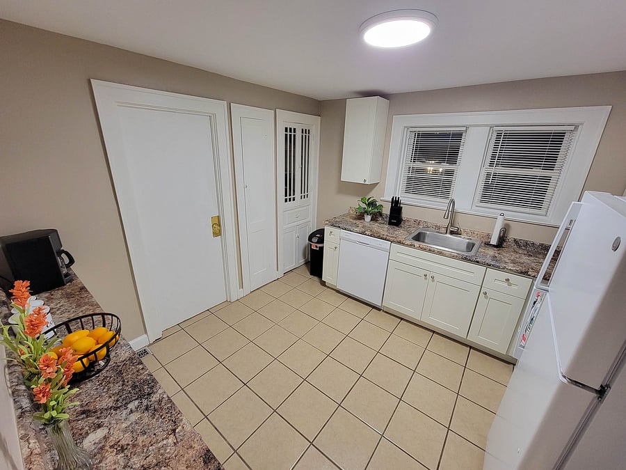Furnished Finder property 547516_1 photo 13