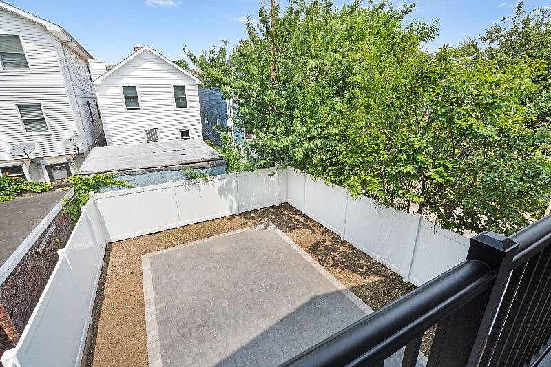 Backyard - Outdoor Space