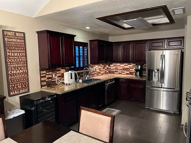 Furnished Finder property 547587_1 photo 2