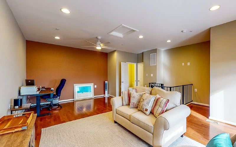 Furnished Finder property 547599_1 photo 18