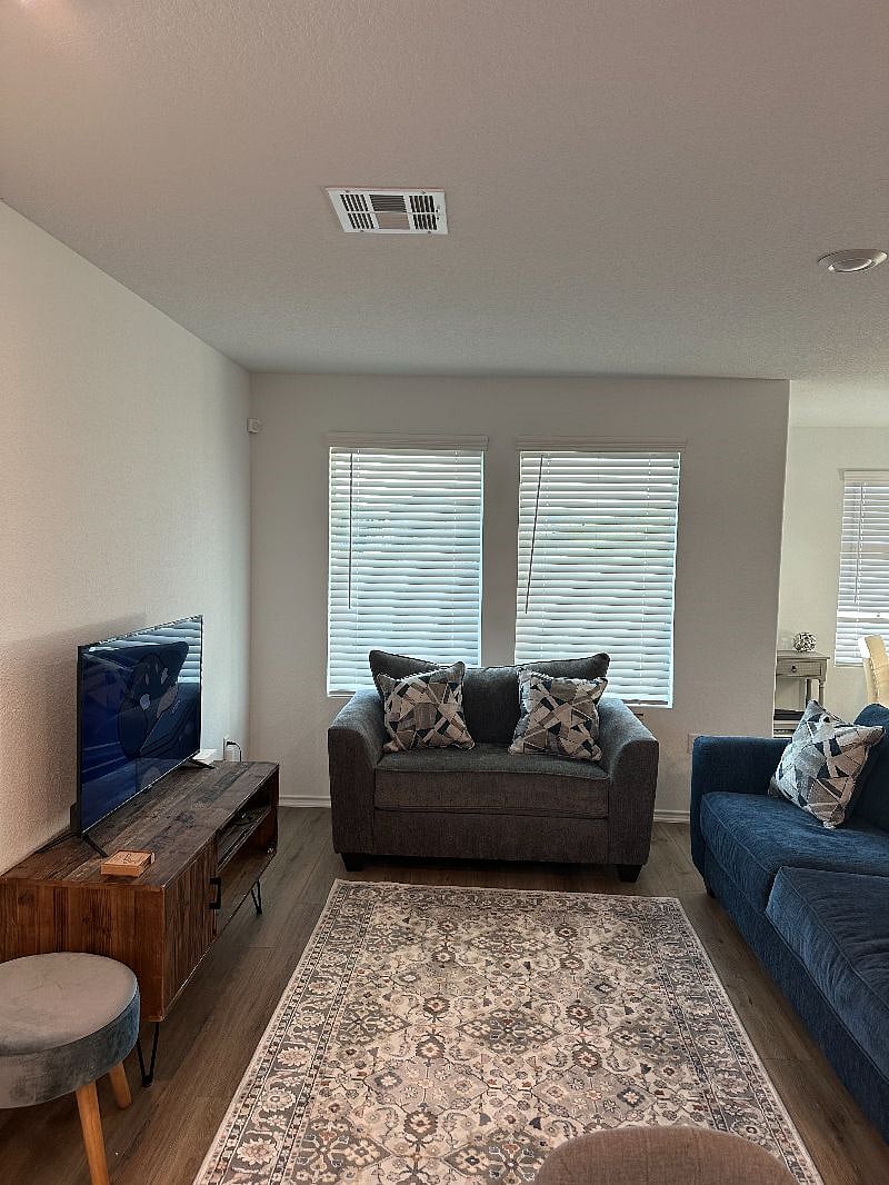Furnished Finder property 547618_1 photo 5