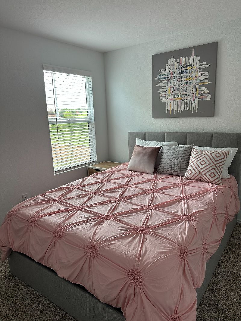 Furnished Finder property 547618_1 photo 18
