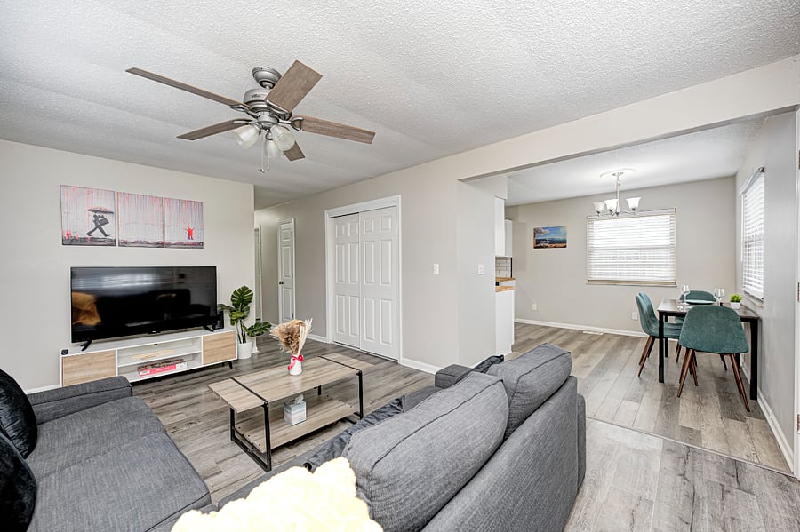 Furnished Finder property 547626_1 photo 3