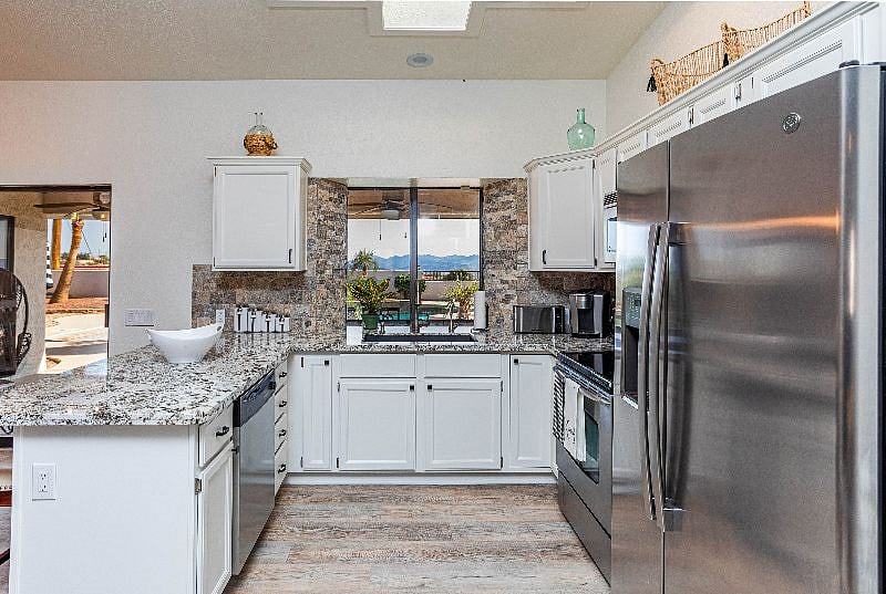 Full view of the mountains thru the kitchen.