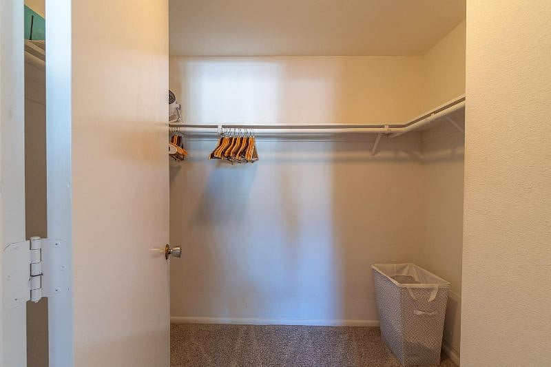 Furnished Finder property 547662_1 photo 16