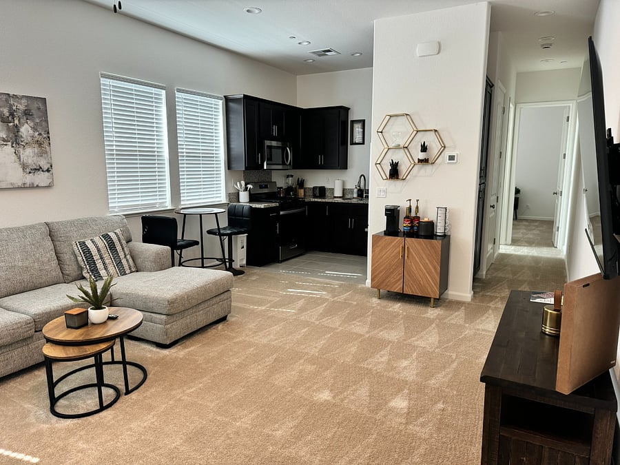 Furnished Finder property 547670_1 photo 4