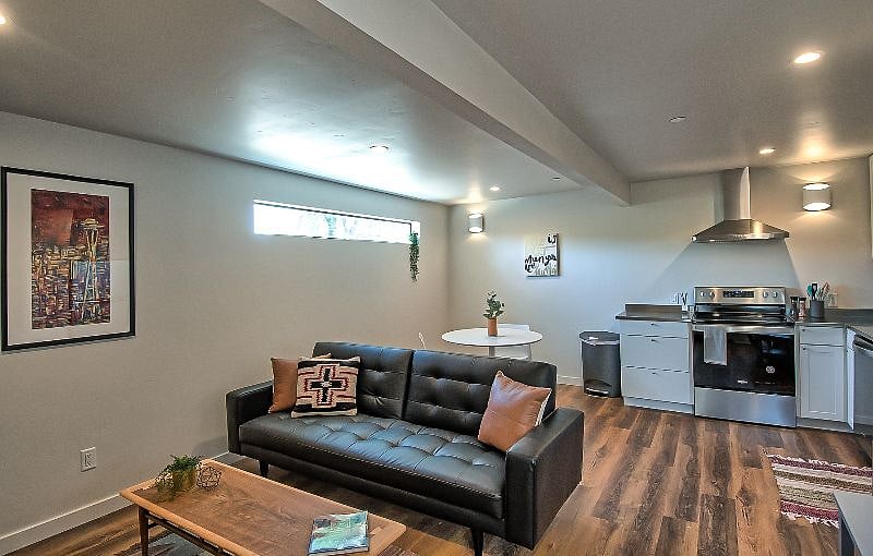 Furnished Finder property 547688_1 photo 4