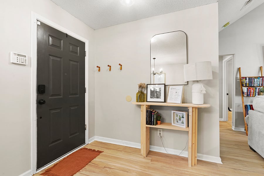 Furnished Finder property 547709_1 photo 3