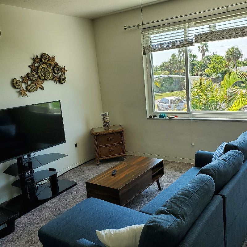 Furnished Finder property 547730_1 photo 1