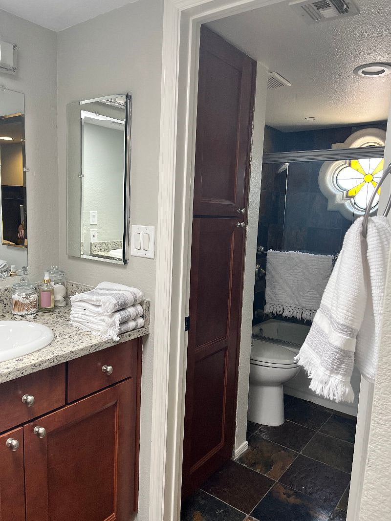 Furnished Finder property 547738_1 photo 15