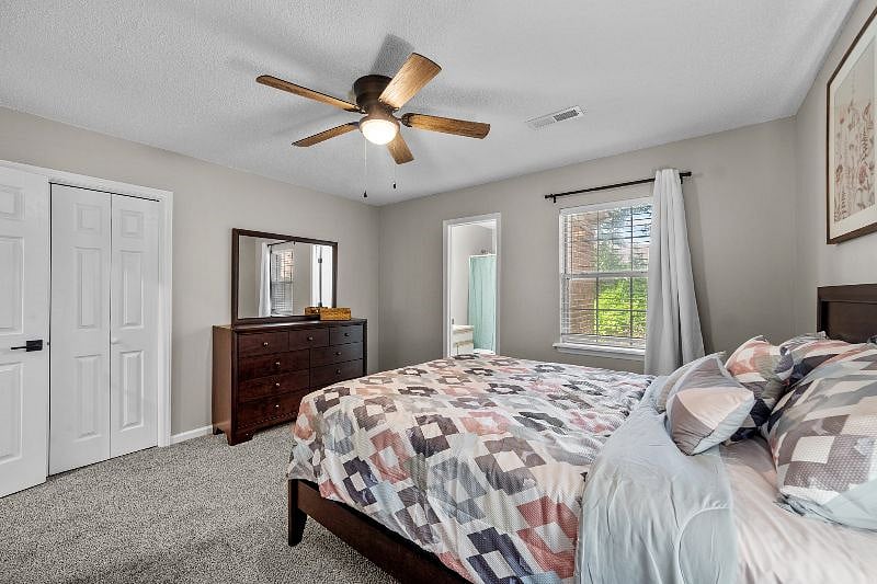 Furnished Finder property 547746_1 photo 4