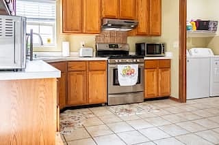 Furnished Finder property 547772_1 photo 9