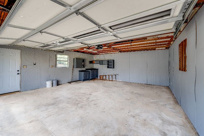 Furnished Finder property 547811_1 photo 32