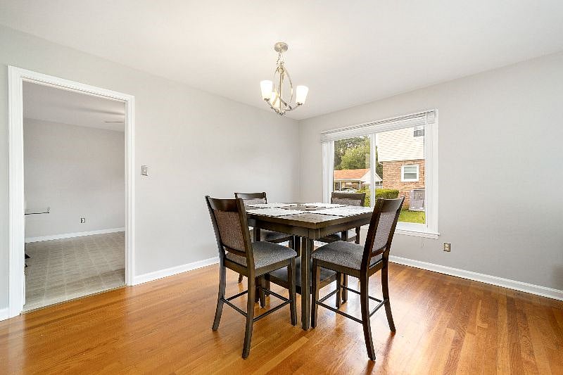 Furnished Finder property 547811_1 photo 8