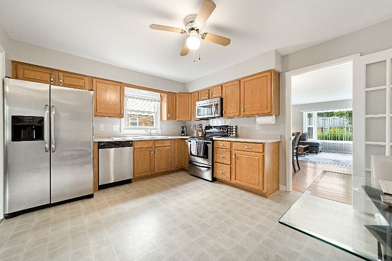 Furnished Finder property 547811_1 photo 10