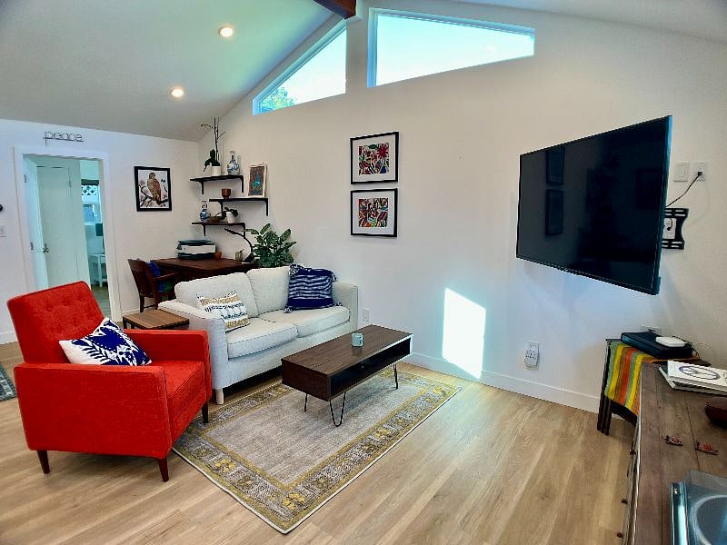 Furnished Finder property 547906_1 photo 4