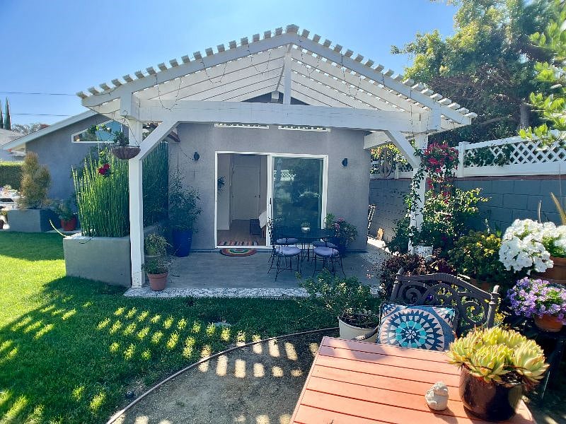 Furnished Finder property 547906_1 photo 11