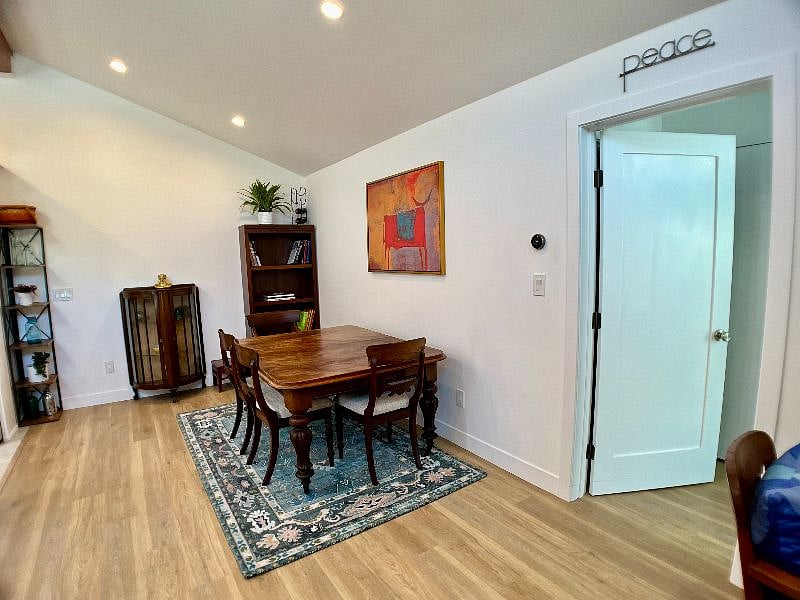 Furnished Finder property 547906_1 photo 16