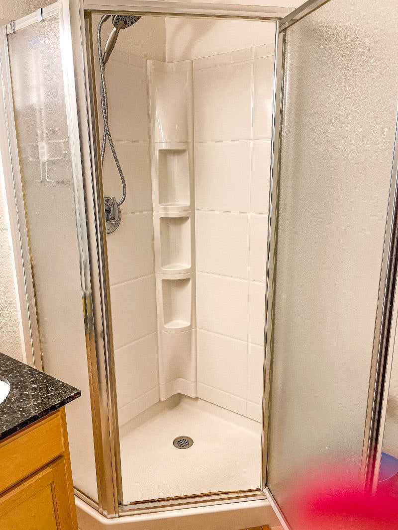 Furnished Finder property 547988_1 photo 15