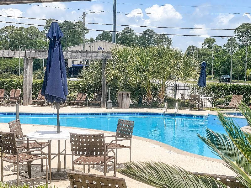 Furnished Finder property 547988_1 photo 32
