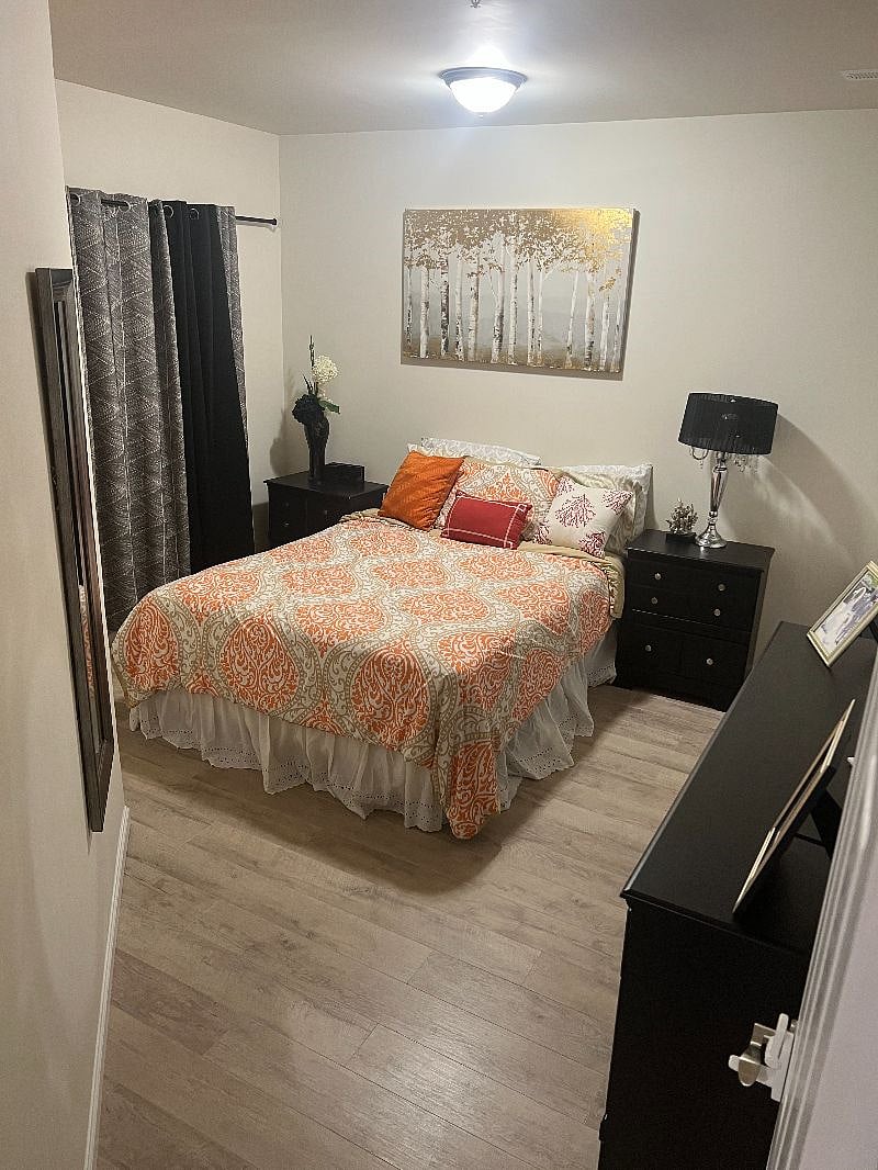 Furnished Finder property 548016_1 photo 13