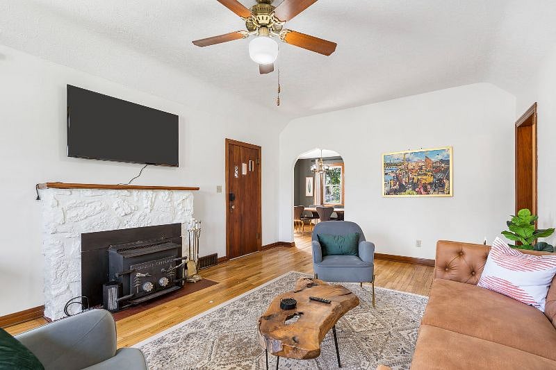 Furnished Finder property 548149_1 photo 6