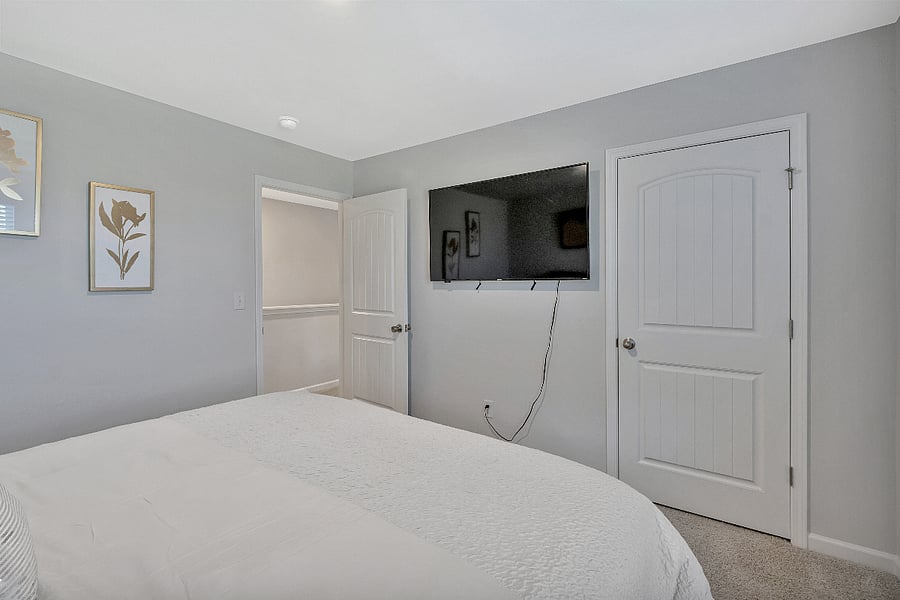 Furnished Finder property 548151_1 photo 12