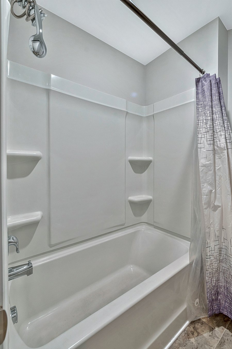 Furnished Finder property 548151_1 photo 20
