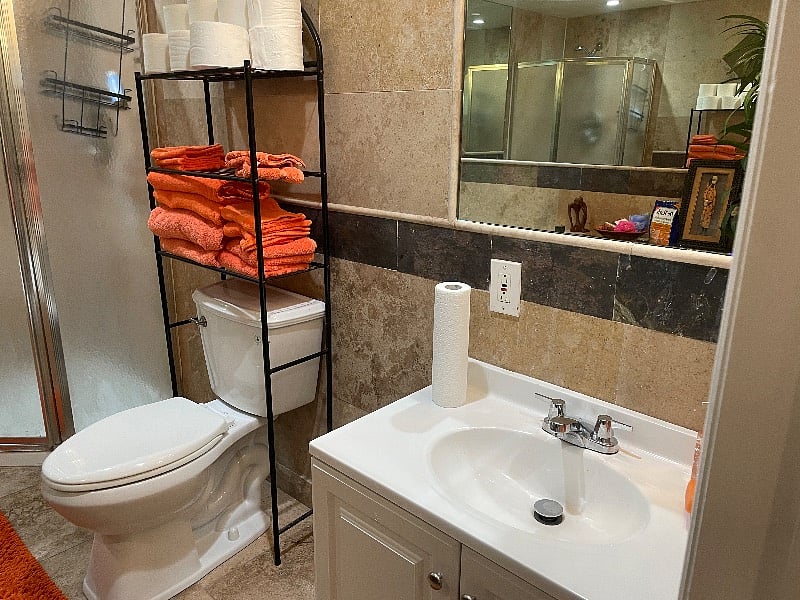 Large bathroom 