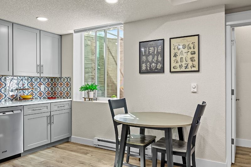 Furnished Finder property 548275_1 photo 2