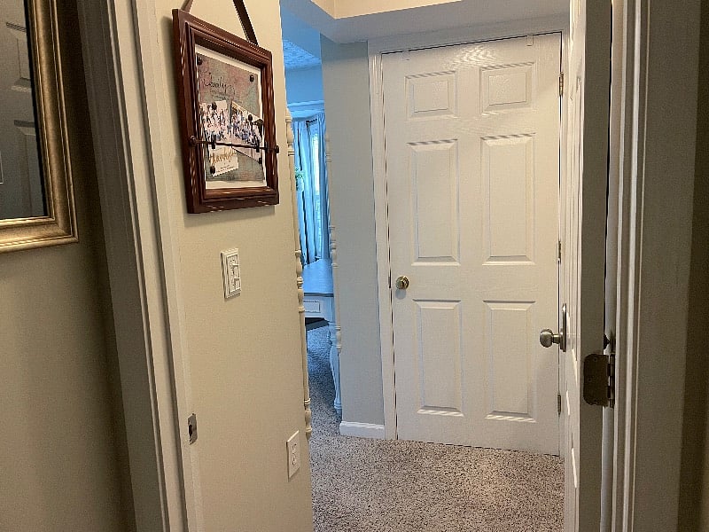Entry to Grace Room