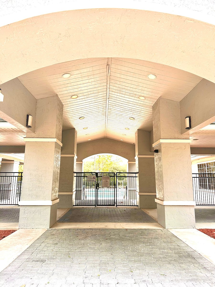 Furnished Finder property 548539_1 photo 10