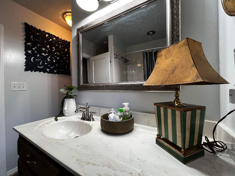 main bath between bedrooms 1 and 2 w combo shower bath, new tub