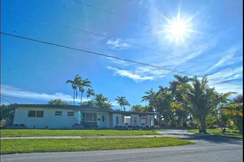 Furnished Finder property 548617_1 photo 1