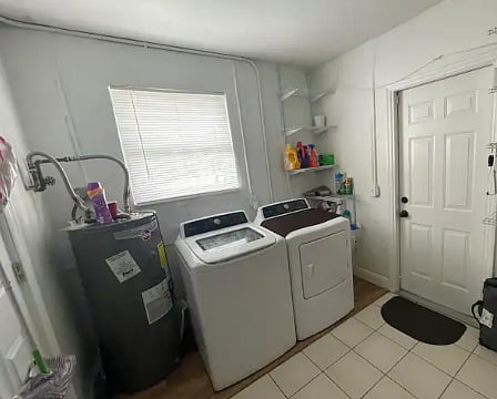 Washer / Dryer in unit