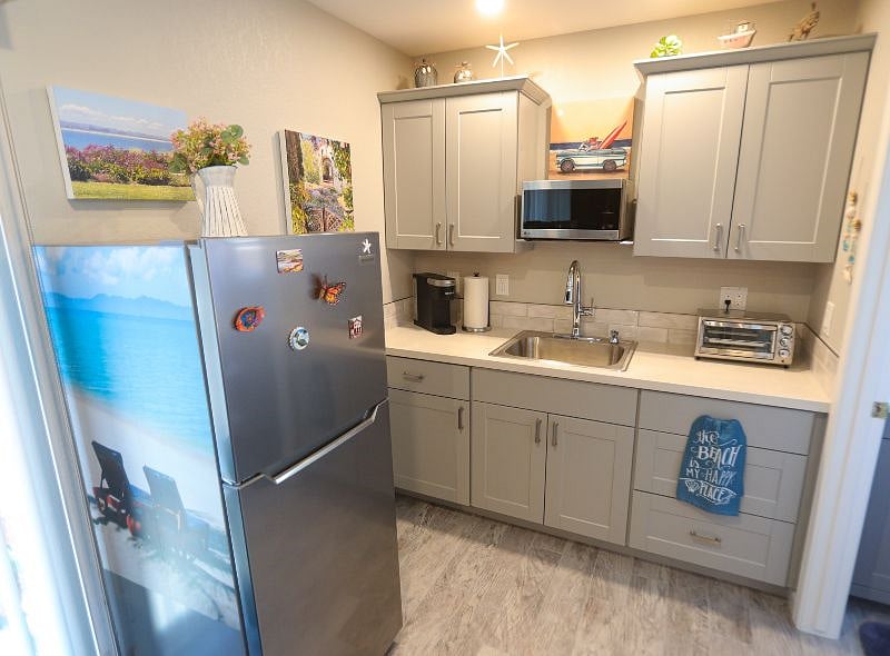 Private Coastal Studio Rental: Specifically designed for one traveling ...