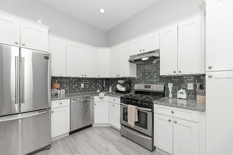 Furnished Finder property 548669_1 photo 16