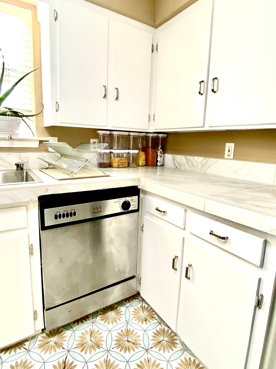 Furnished Finder property 548671_1 photo 14
