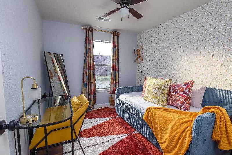 Furnished Finder property 548711_1 photo 3