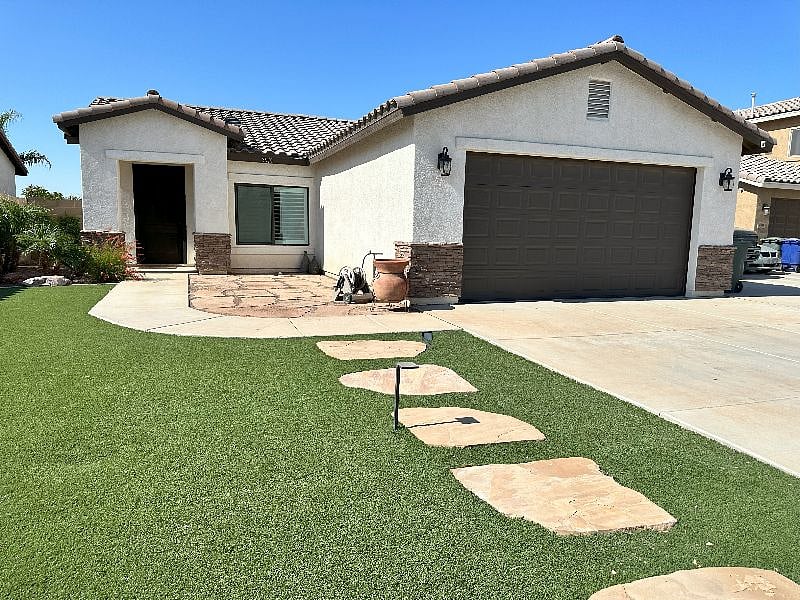 Furnished Finder property 548719_1 photo 2