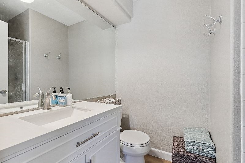 3rd bedroom bathroom attached with shower