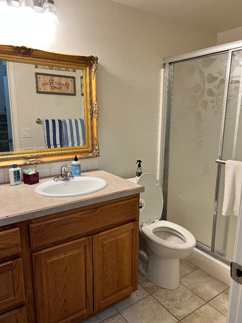 Basement full bathroom