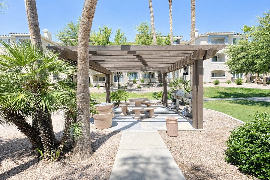 Furnished Finder property 548801_1 photo 9