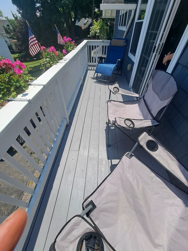 2nd floor deck with view of Ontario beach park