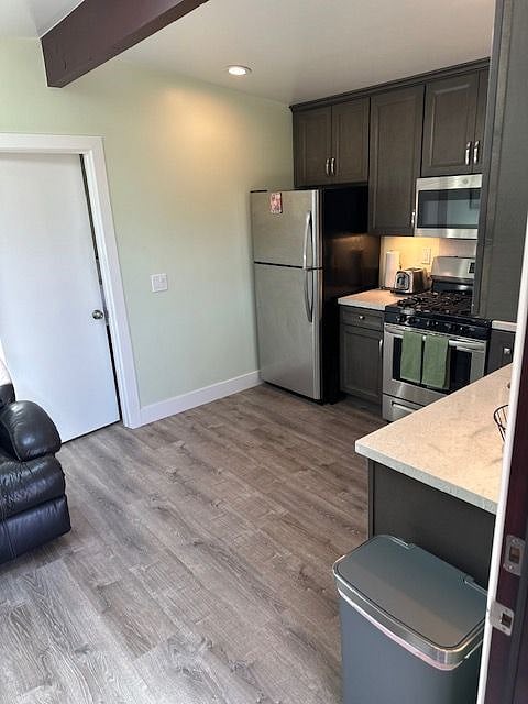 Furnished Finder property 548993_1 photo 4